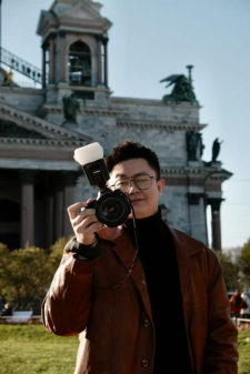 Минсюань Ли