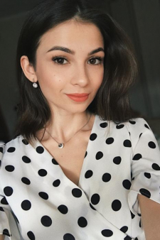 Яна Александровна Сухомяткина