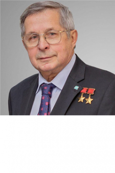 Виктор Петрович Савиных