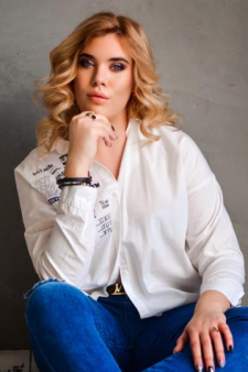 Алина Витальевна Омелькович