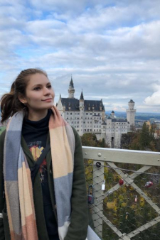 Наргис Алиевна Холова